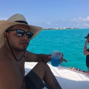 Meet your Posher, Anthony